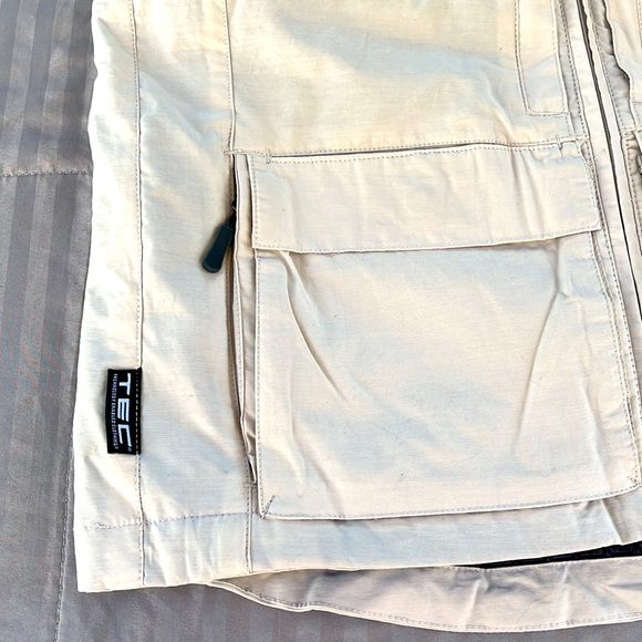 SCOTTEVEST Q.U.E.S.T VEST!!!! For Men. Size M. NWT!!! - Picture 4 of 14